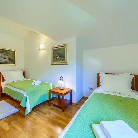 Your Ideal Haven For Serene Relaxation Roglic Near Baska Voda Villa Zagvozd
