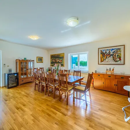 Villa Your Ideal Haven For Serene Relaxation Roglic Near Baska Voda Zagvozd