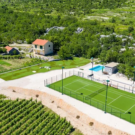 Roglic - Pool, Tennis & Pets Welcome I Makarska Riviera ヴィラ *